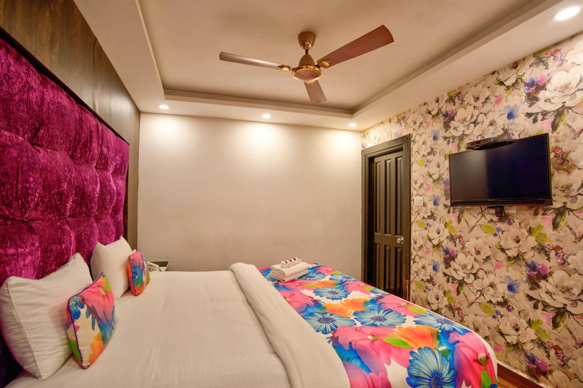 Lemonmint Svelton Manor Hotel Калангуте Екстериор снимка